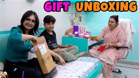 BIRTHDAY GIFTS UNBOXING | Pihu ke birthday gifts | Aayu and Pihu Show ...