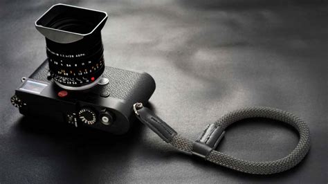 Tips on Buying the Best Camera Wrist Strap - The Magazine