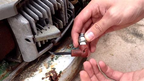 PushMowerRepair.com - Lawn Mower Spark Plug Troubleshooting - YouTube