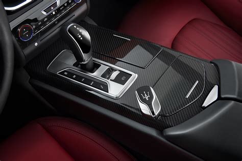 Maserati Ghibli 2015 STD Interior Car Photos - Overdrive