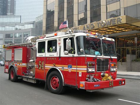 FDNY Engine 54 | Engine 54 on its way to a dumpster fire at … | Flickr