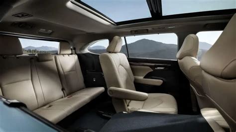 2020 Toyota Highlander Interior | Toyota of Downtown LA