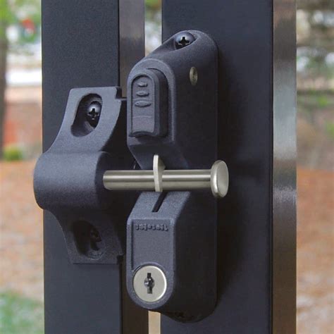 BOERBOEL 8-1/4-in Black Gate Latch Lowes.com in 2021 | Gate locks, Gate ...