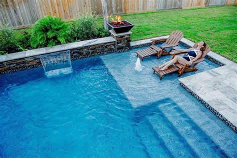 Pin by Emily Dargan on Outdoor/Landscaping Inspiration | Pools backyard ...