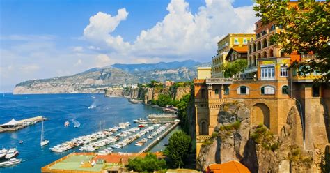 Flights to Sorrento from $273 | Priceline