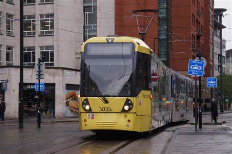 Manchester Metrolink | Tony Winward | Flickr