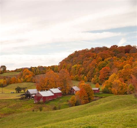 Fall Foliage at a Charming Farm in Woodstock, Vermont | Woodstock ...