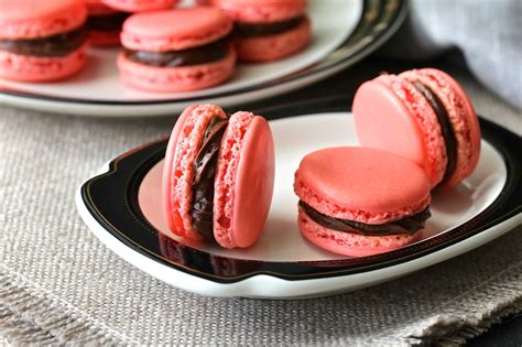 Macarons with a Chocolate Buttercream Filling | Karen's Kitchen Stories