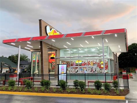 Andy's Frozen Custard Opens New Schaumburg Shop