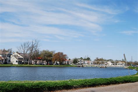 Bayou St. John New Orleans Neighborhood - Crescent City Living