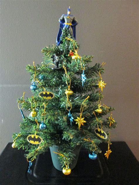 Mini Batman Christmas Tree Decorations | Holiday Decor Ideas