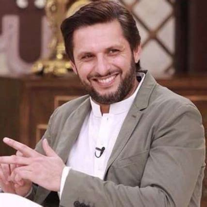 Shahid Afridi Sister, Age, Wife, Daughters, Net Worth, Family ...