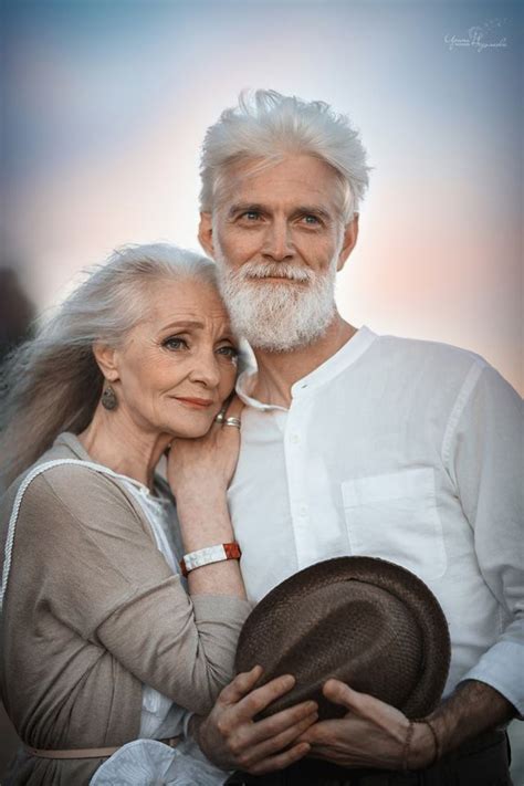 Russian Photographer Captures Beautiful Elderly Couple To Show That ...