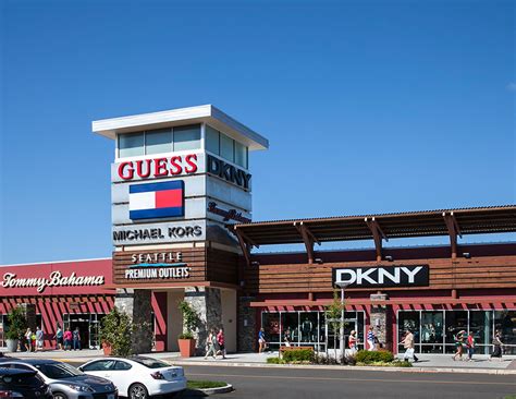 About Seattle Premium Outlets® - A Shopping Center in Tulalip, WA - A ...