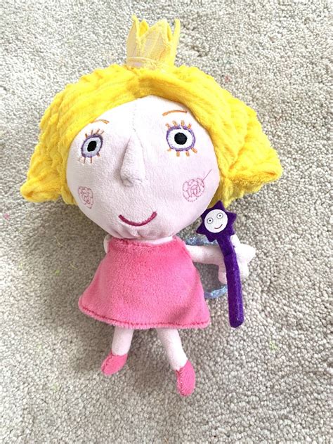 TALKING PRINCESS HOLLY FROM BEN & HOLLY'S LITTLE KINGDOM PLUSH SOFT TOY ...