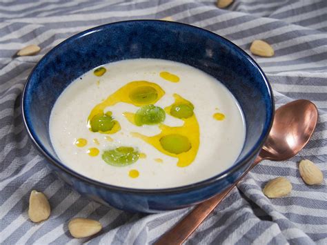 Ajo blanco (chilled almond soup) - Caroline's Cooking