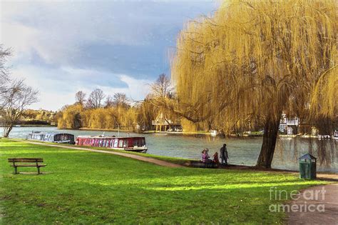 By The Thames At Cookham Photograph by Ian Lewis - Fine Art America