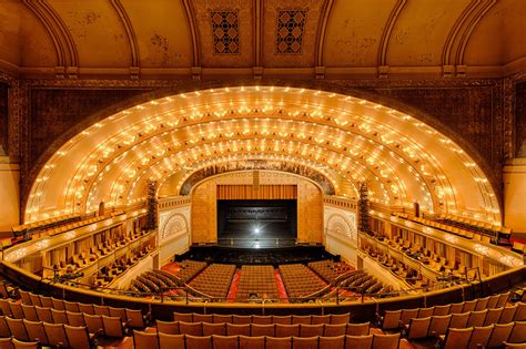 Auditorium Theatre wins award for historic preservation effort - Curbed ...