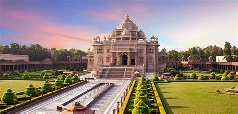 Best Places to Visit in Gujarat - Sam India Tour