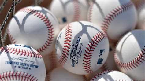 MLB: Juiced ball? Rob Manfred says no, but league exploring changes