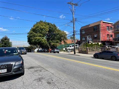 5765 73rd Pl, Maspeth, NY 11378 - Land for Sale | LoopNet