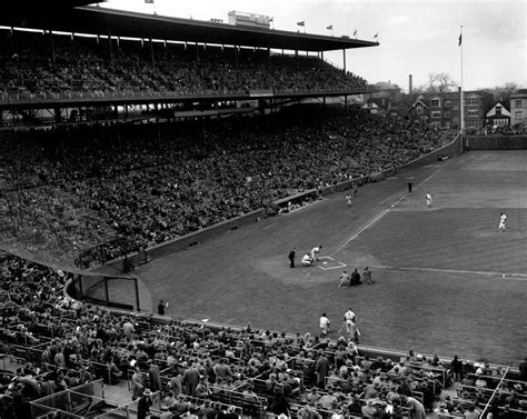 These incredible Photos Show Us What Baseball Stadiums Looked Like When ...