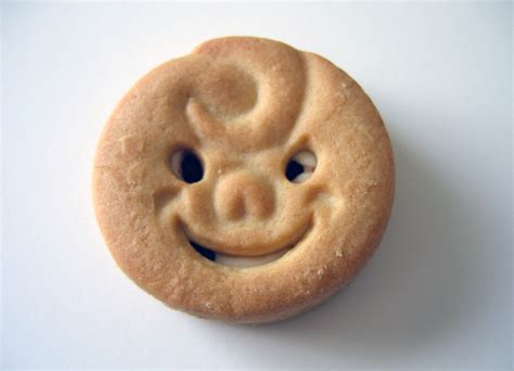 File:Happy Faces Biscuit.jpg - Wikipedia