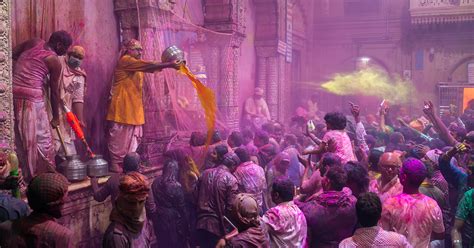 Holi Celebration In Vrindavan - Gear Up For Fun-filled Holi - Myles Car ...