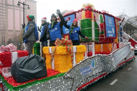 Milwaukee Holiday Parade