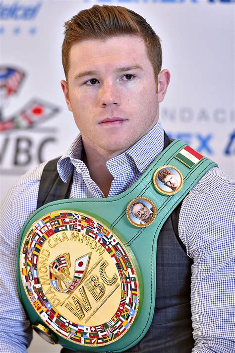 Canelo Alvarez presented with the WBC Middleweight World Title in ...