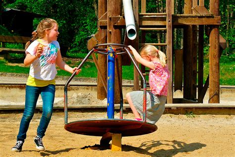 Kids Need Playgrounds: 77 Benefits and Reasons Kids Need Swing Sets