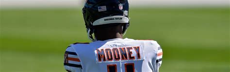 Defying expectations: The Darnell Mooney Story - NFC North Report