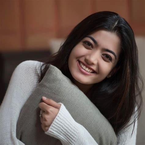 Rashmika Mandanna Wiki, Height, Age, Boyfriend, Husband, Family ...