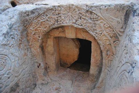 Talpiot Tomb Symbol | Sarcophage de Caiaphas, le grand pretre qui n'a ...