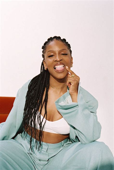 Julie Adenuga Biography: Age, Career, Parent, Boyfriend, Brothers, Net ...