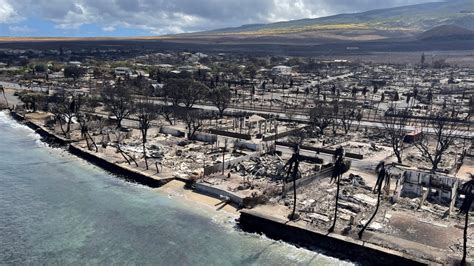 Maui fire live updates: Death toll rises to 93; 2,200 structures ...