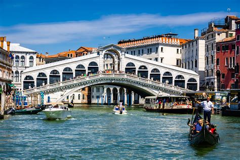 Rialto Bridge - Samantha Ohlsen Photography