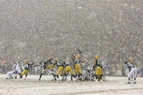 Snow for Packers-Seahawks on Yahoo Sports app?