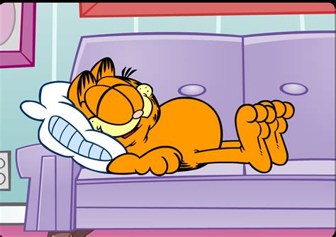 Garfield sleeping on couch | 귀여운 캐릭터