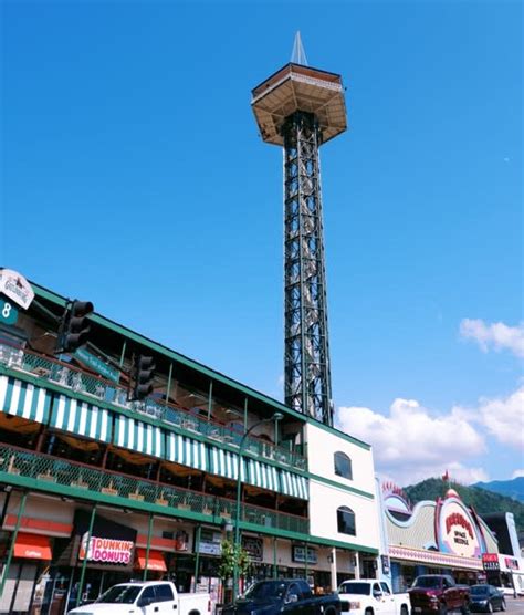 Gatlinburg Space Needle | Gatlinburg, TN 37738