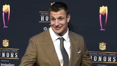 NFL legend Rob Gronkowski slams Taylor Swift coverage during games and ...