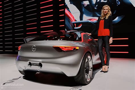 Opel GT Concept Fully Revealed in Geneva, Is a Stunner - autoevolution