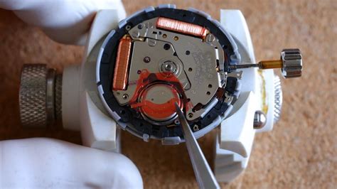 How to change a Seiko kinetic battery –– Mizeni