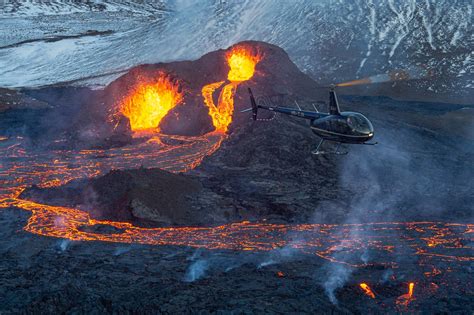 Extended Volcano Sightseeing Tour - Volcano Heli - Icelandic Helicopter ...