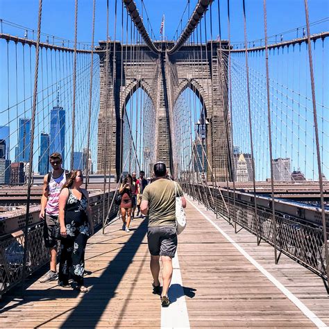 Walking the Brooklyn Bridge: What to Know, Before You Go | Hello Little ...