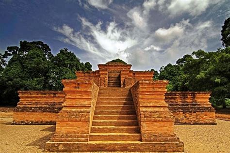 Candi Muaro Jambi | Pariwisata Indonesia