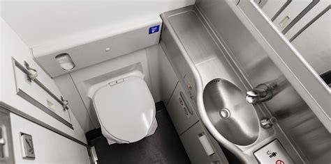 Airplane Bathroom Etiquette: Things Not to Do (2020) | Airfarewatchdog Blog