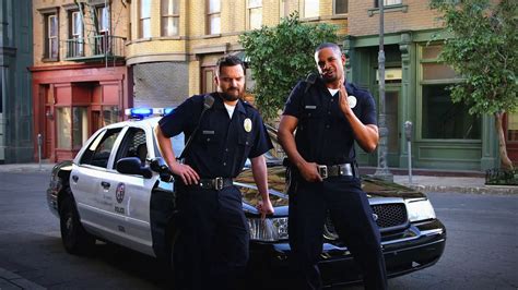 Let's Be Cops - MikeVotto.com - Five Sentence Movie Reviews