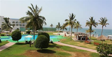 Vista Piscina - Picture of Sohar Beach Hotel, Sohar - TripAdvisor