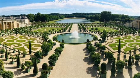 A stroll through history: Exploring the Gardens of Versailles | Travel ...